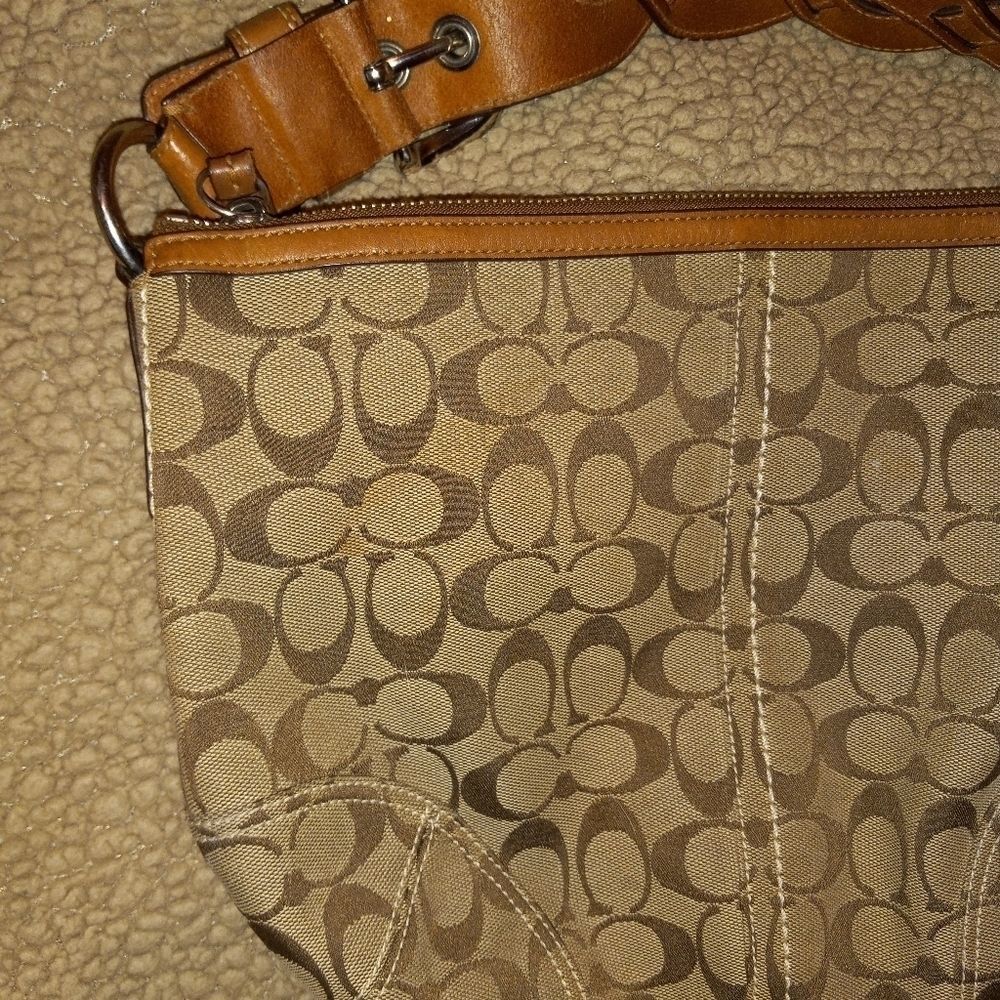 Coach Shoulder Bag - Picture 6 of 10